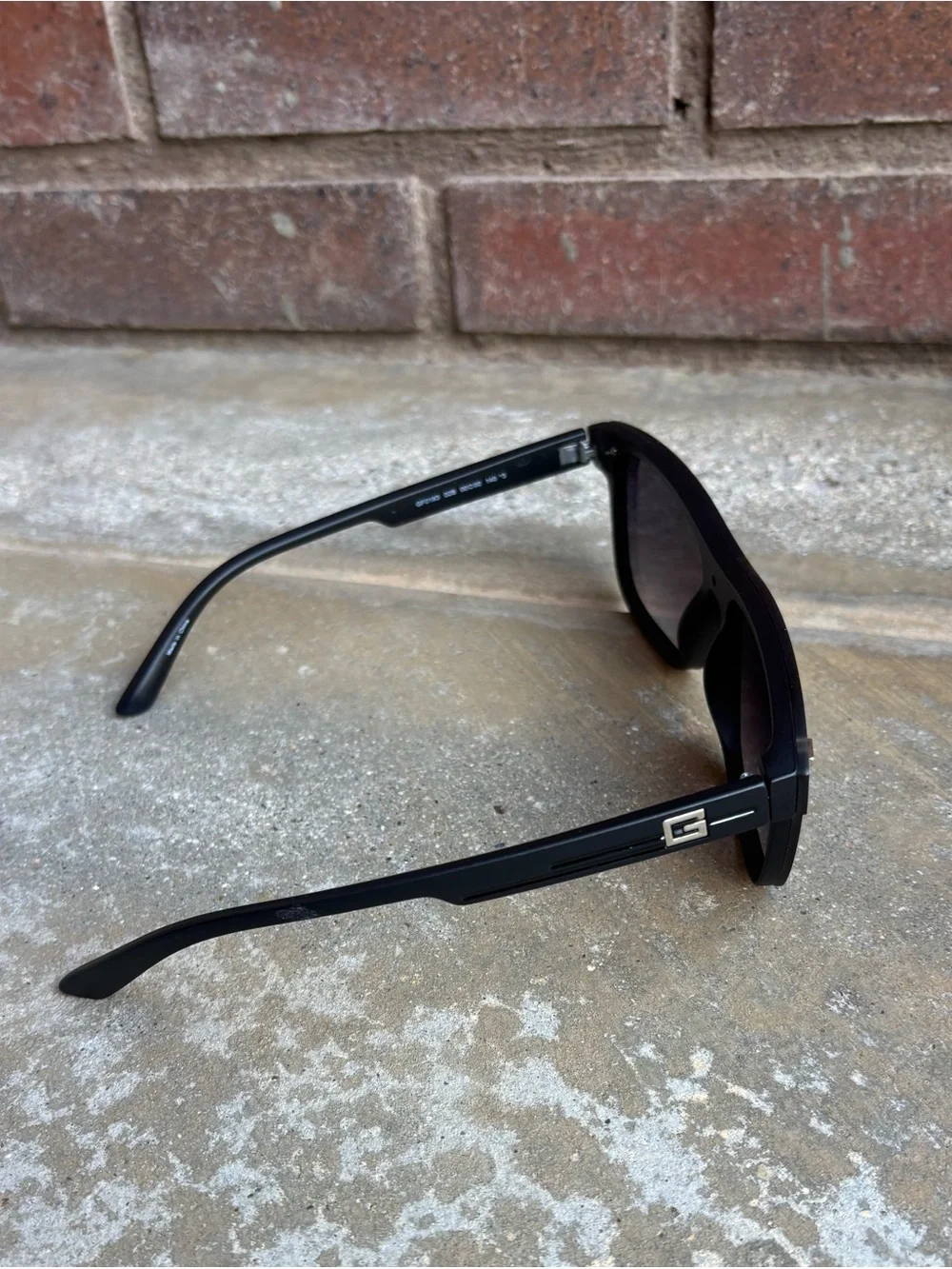 Guess Men's Black Sunglasses with Dark Lenses
